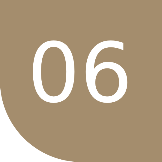 Numéro six sur fond beige

